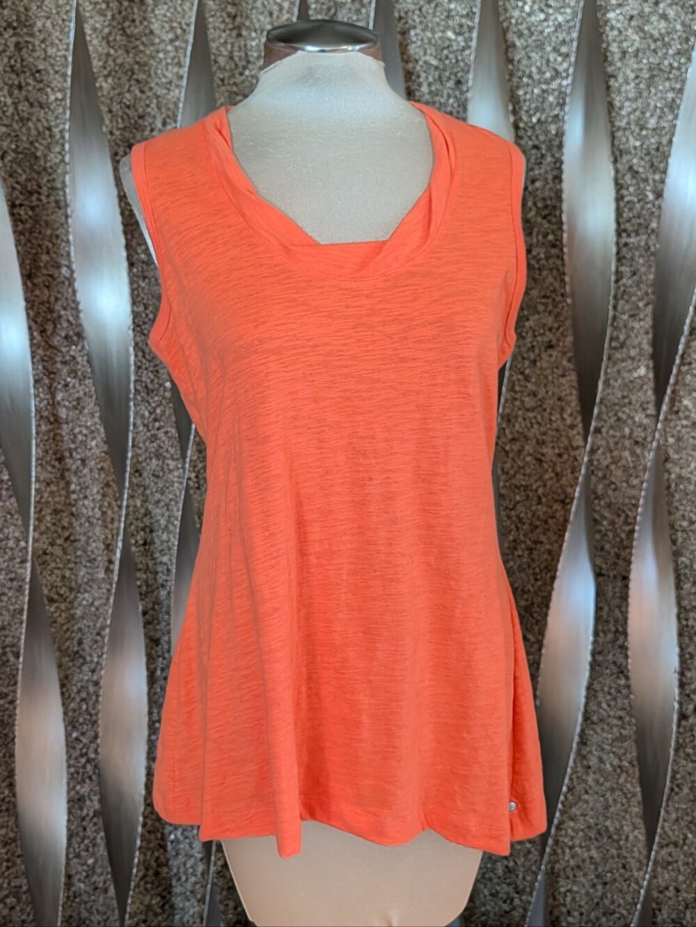 NEON BUDDHA slubbed sleeveless tee tank top L